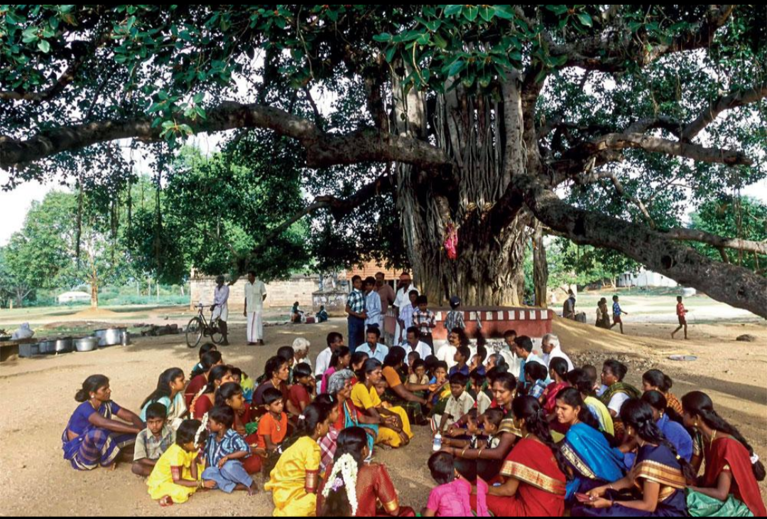 The Urali Gounder homeland lies in the dry red-soil uplands around Manapparai and Viralimalai, where agriculture, lineage and territorial traditions remain central to community identity.