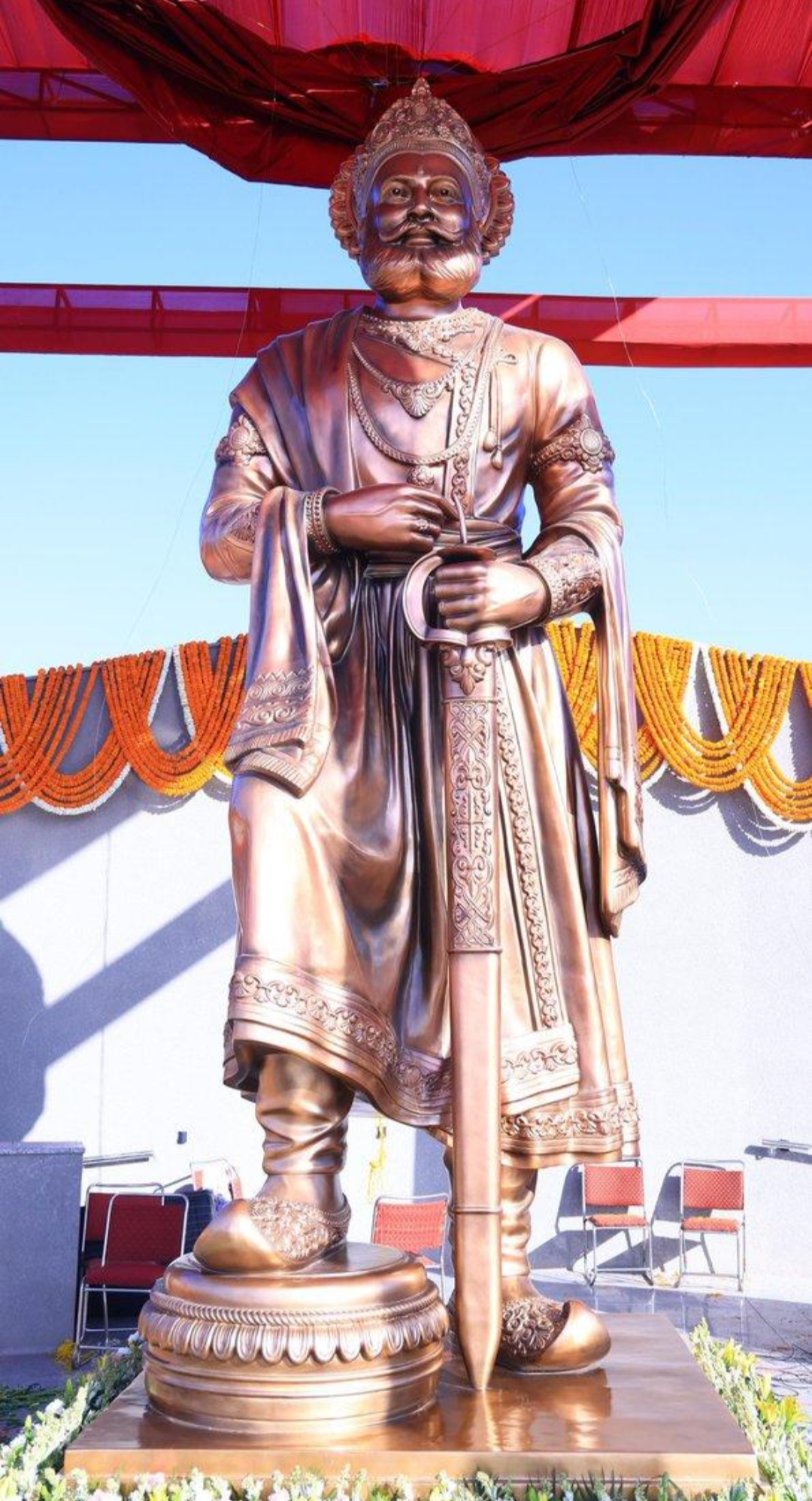 Community tradition remembers Maharaja Agrasen as the legendary founder and ancestral figure of the Agarwal community.