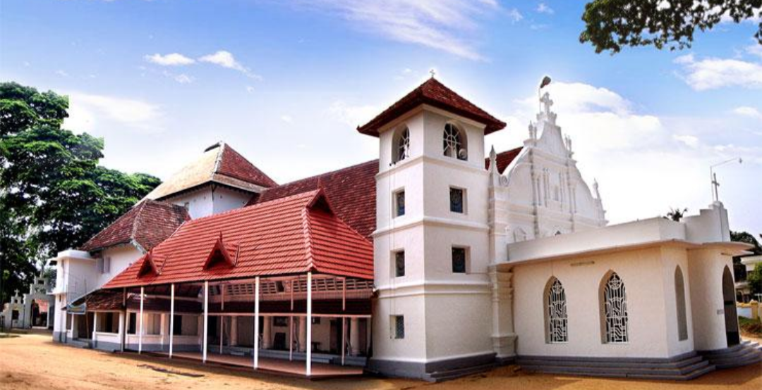 Kerala Christian architecture shaped by local and Syriac traditions.