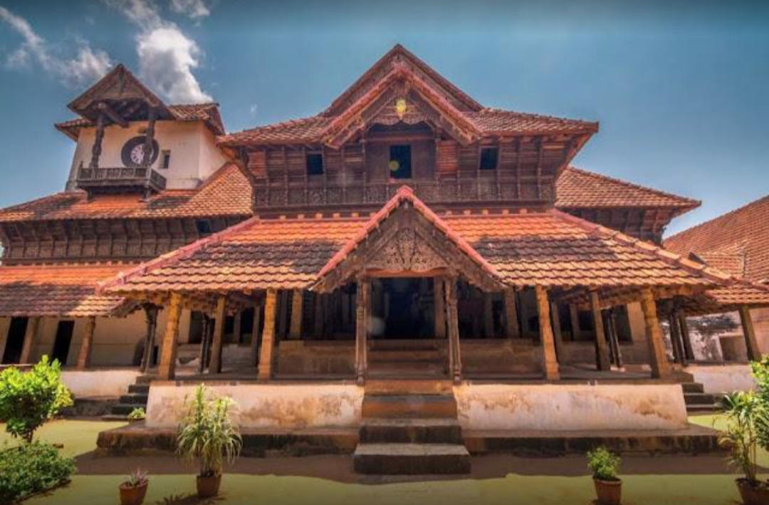 Vilakkithala Nair / South Travancore