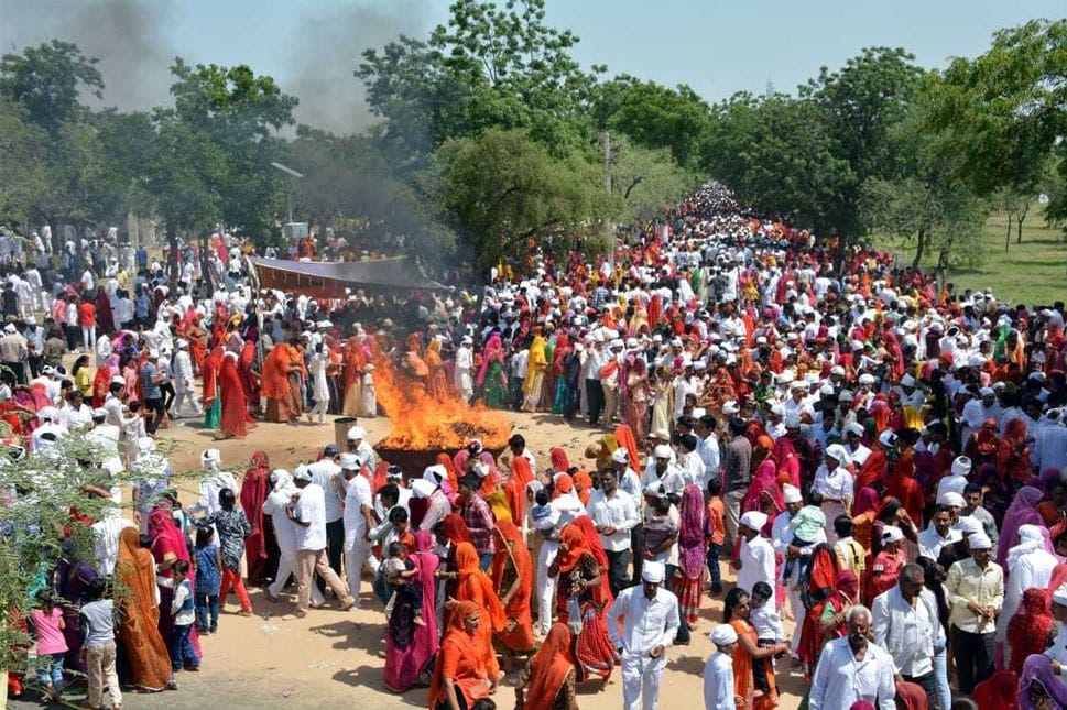 Large gathering of the Bishnoi community at the Khejarli Environment Fair in Rajasthan, with devotees participating in rituals and commemorating the historic Khejarli sacrifice and the Bishnoi tradition of environmental conservation.