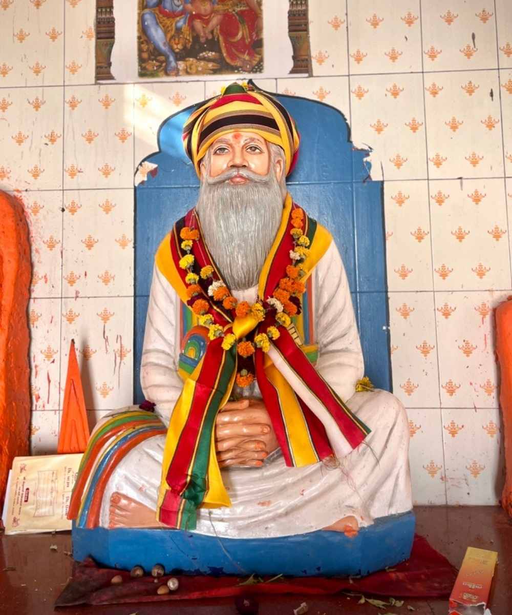 revered Maheshwari religious figure/guru,
