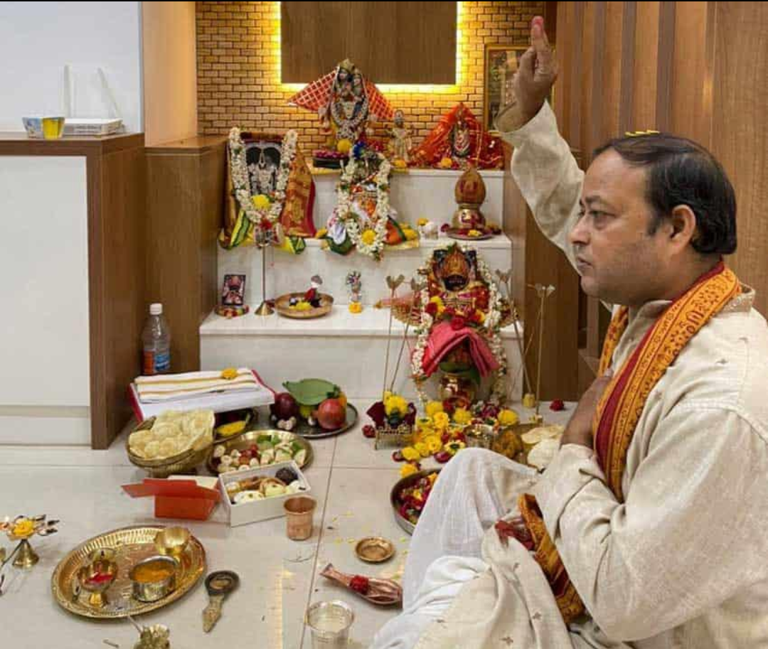 Priesthood & scholarship — Bengali priest conducting puja