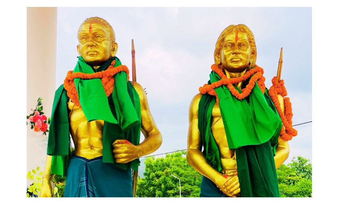 Memorial to Sidho and Kanhu Murmu, leaders associated with the Santal Hul. Source: Prabhat Khabar, 2025.